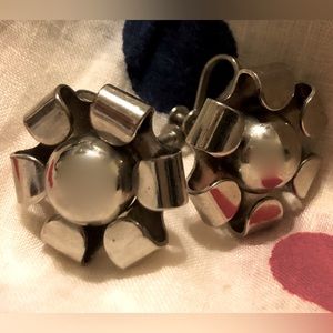 Silver retro vintage clip on earrings
